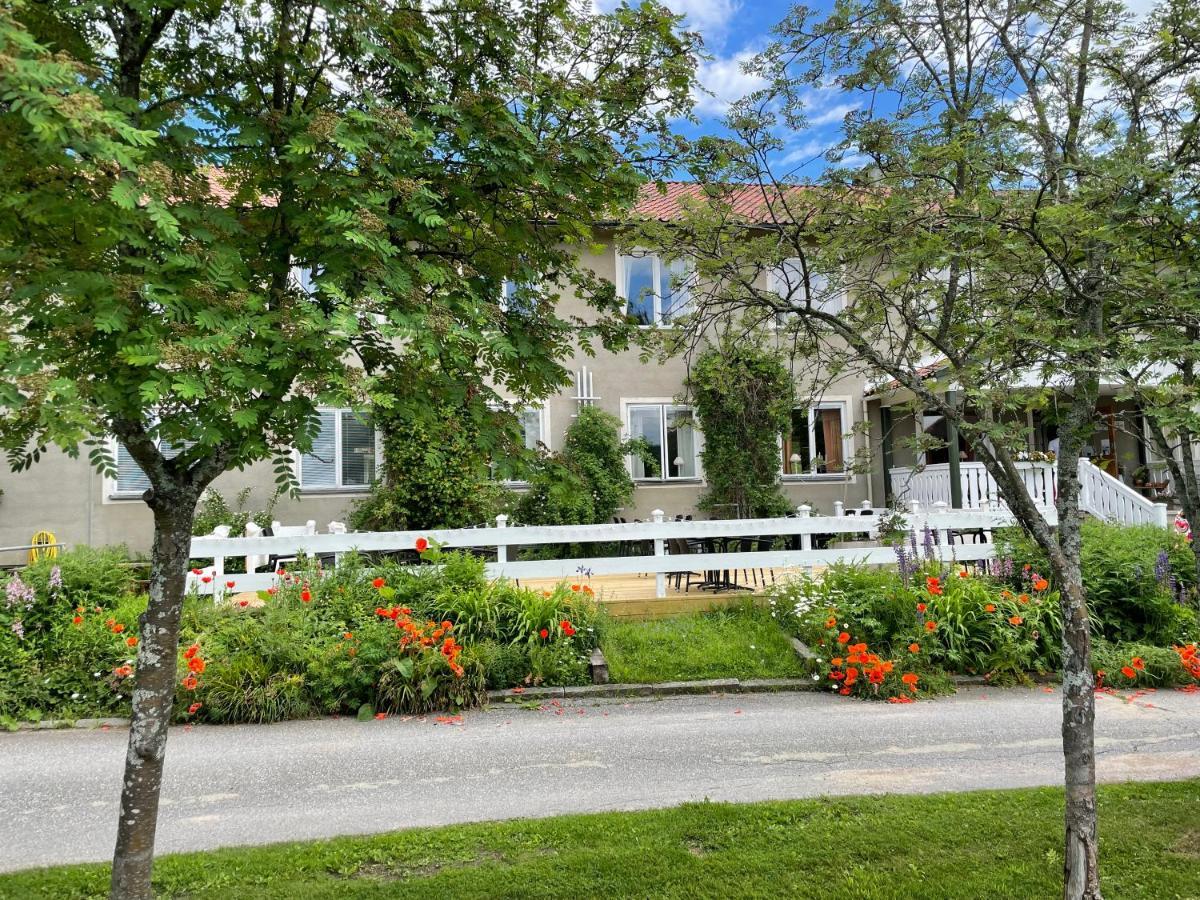 Helsingegarden Hostel Jarvso Exterior photo