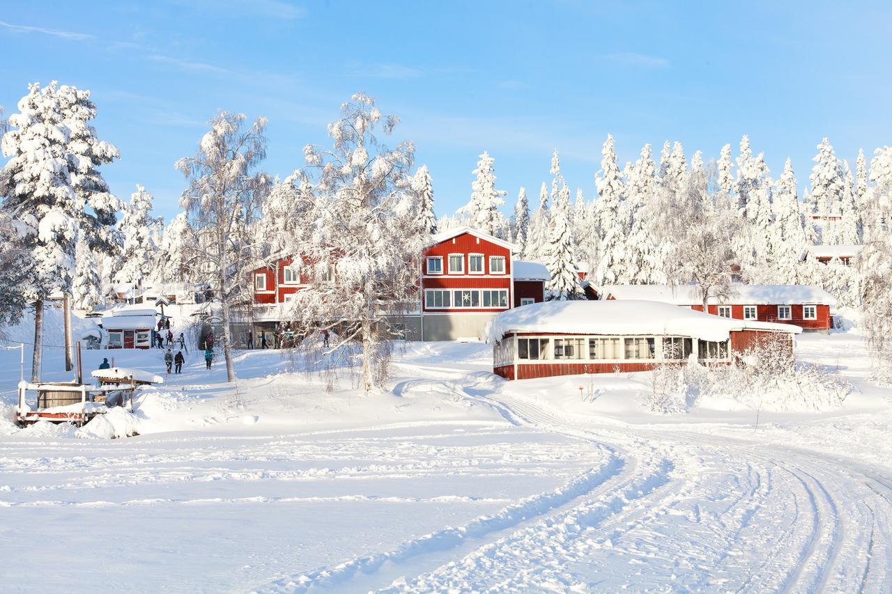 Helsingegarden Hostel Jarvso Exterior photo