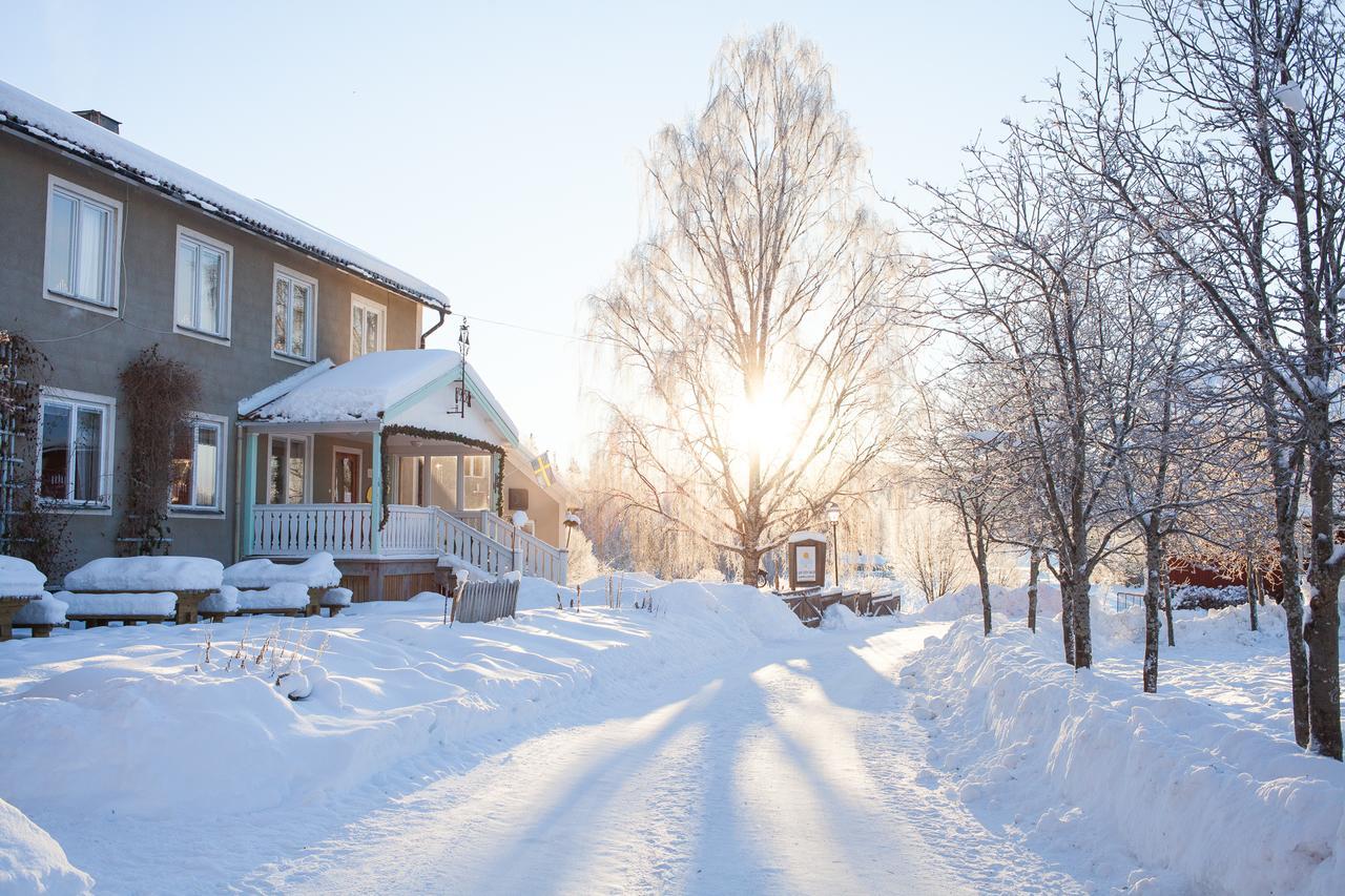 Helsingegarden Hostel Jarvso Exterior photo